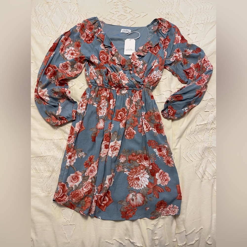 Emily Wonder low cut floral dress